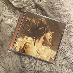 SIGNED Fearless (Taylor’s Version)